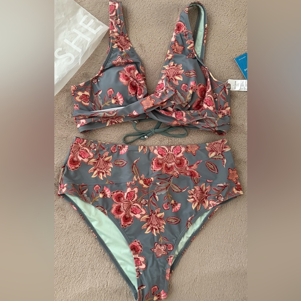 Cupshe Bikini Set High Waist Bottom Lace Up Back Top Size Large NWT